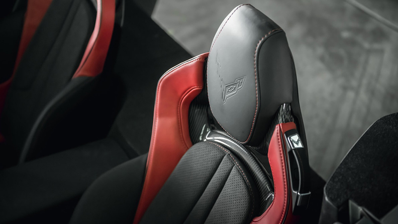 2020-chevrolet-corvette-headrest