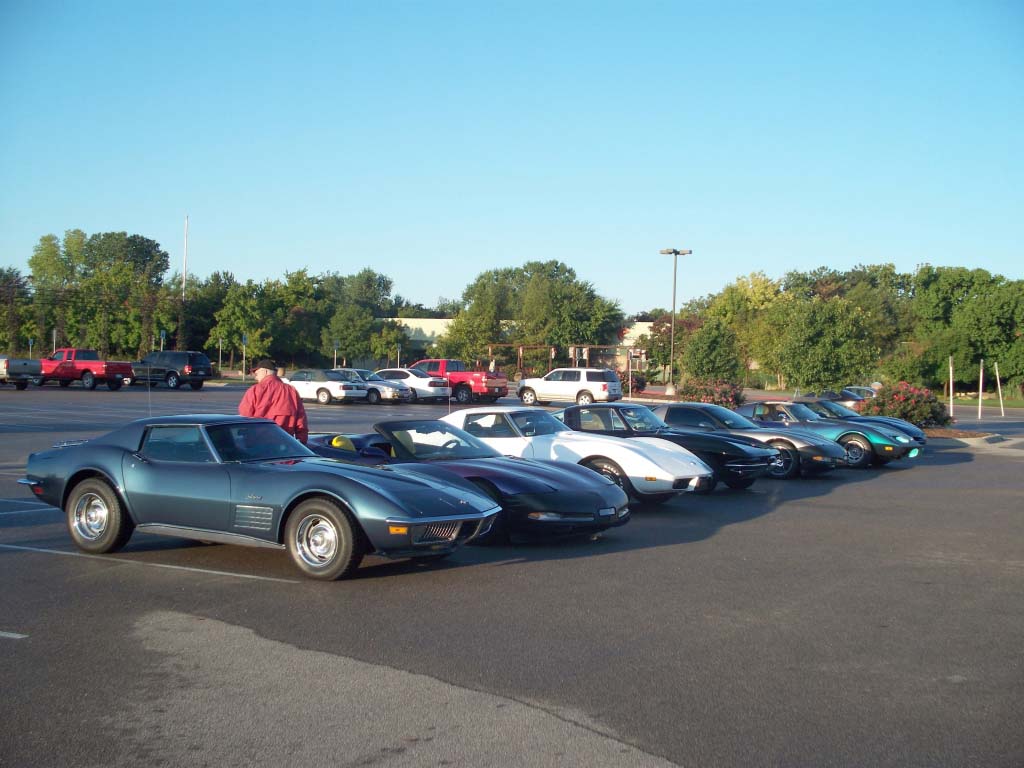 Lake_Point_Corvette_Show011